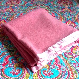 Kenwood Ramcrest wool blanket